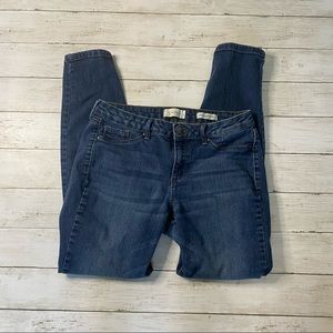 Jessica Simpson kiss me super skinny jeans